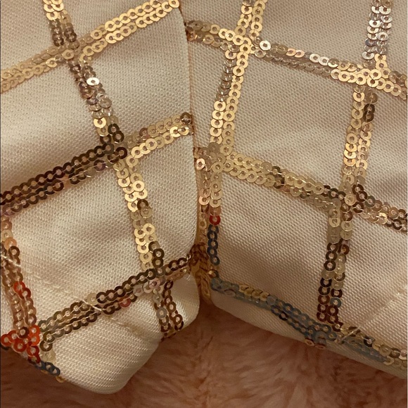 Blush and rose gold sequined long sleeved romper. - Picture 2 of 8